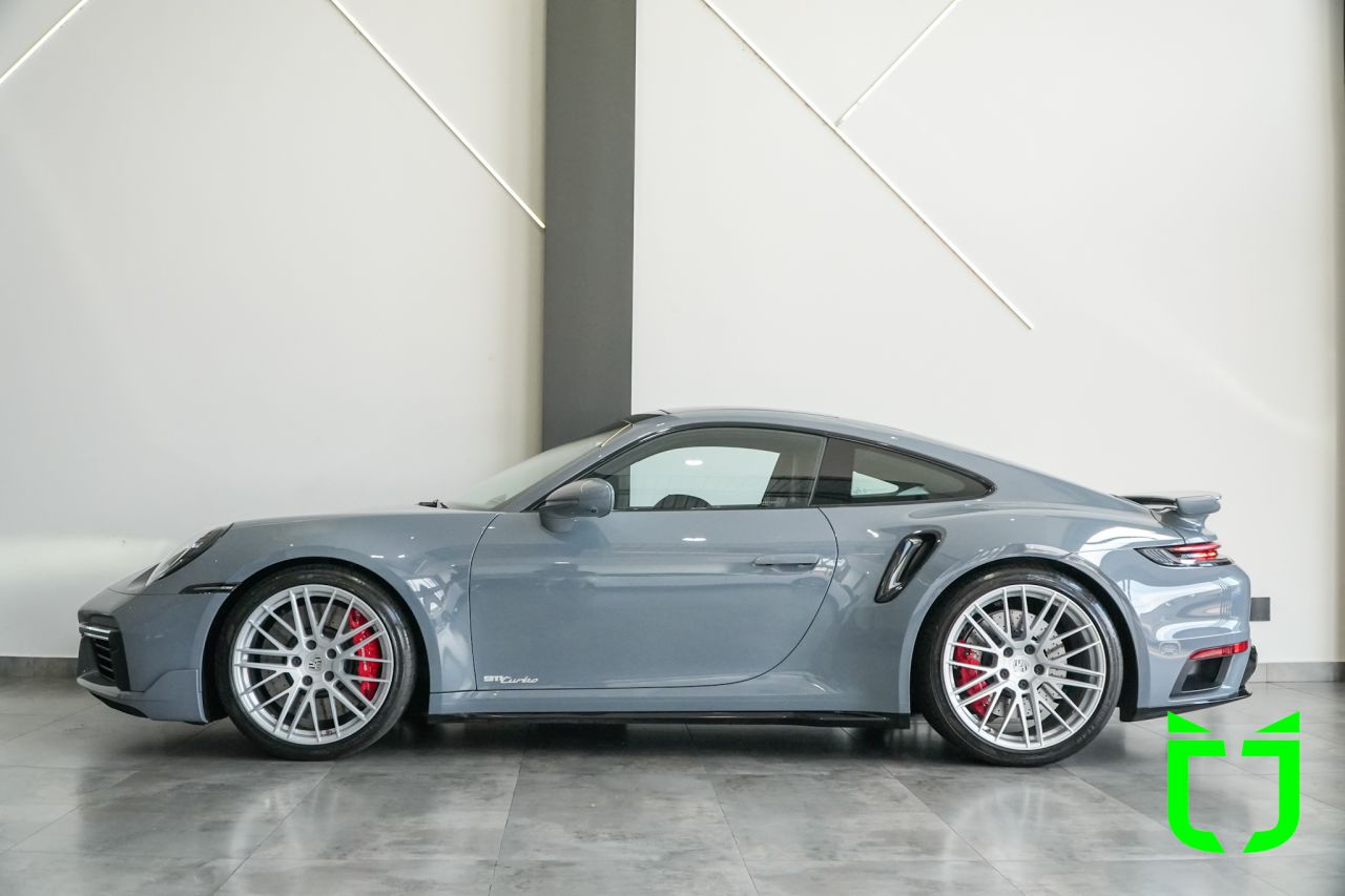 Porsche 911 3.8 24V 6 CILINDROS TURBO AUTOMÁTICO 2024 Cinza - foto 44