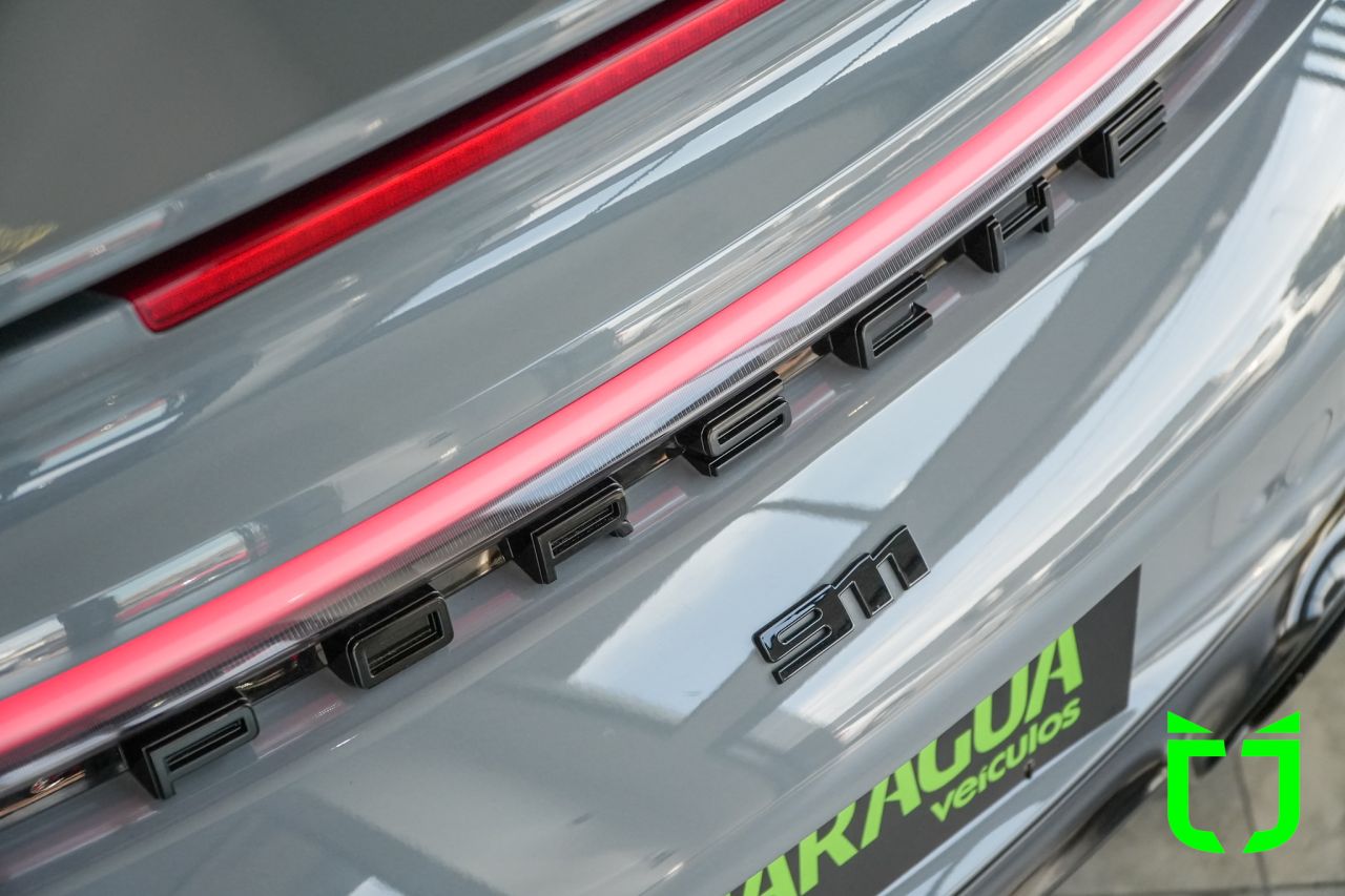 Porsche 911 3.8 24V 6 CILINDROS TURBO AUTOMÁTICO 2024 Cinza - foto 29