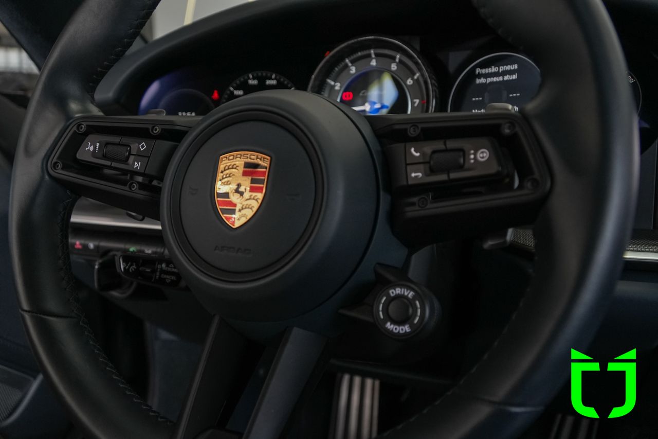 Porsche 911 3.8 24V 6 CILINDROS TURBO AUTOMÁTICO 2024 Cinza - foto 41