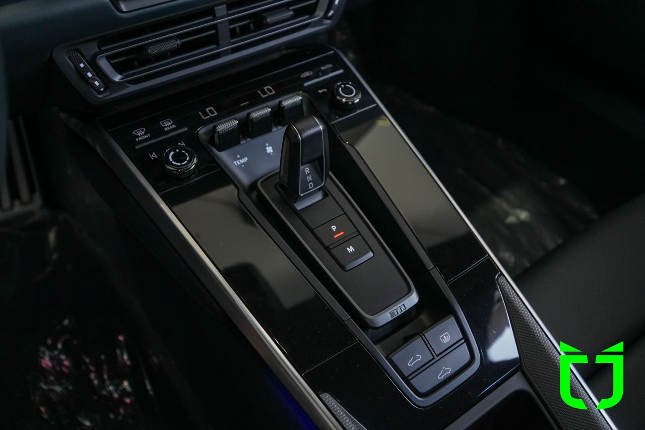 Porsche 911 3.8 24V 6 CILINDROS TURBO AUTOMÁTICO 2024 Cinza - foto 39