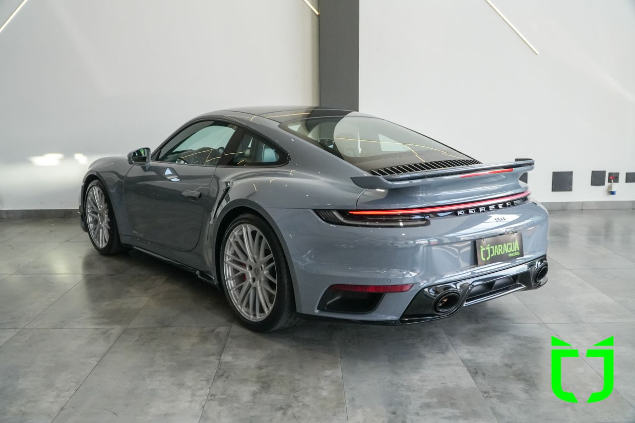 Porsche 911 3.8 24V 6 CILINDROS TURBO AUTOMÁTICO 2024 Cinza - foto 5