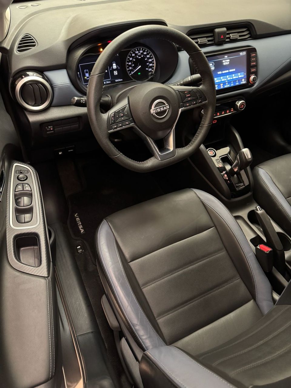 Nissan Versa Sedan 1.6 16v 4p Flex Exclusive Xtronic Automático Cvt Cinza 2025 - Ayrton Automóveis