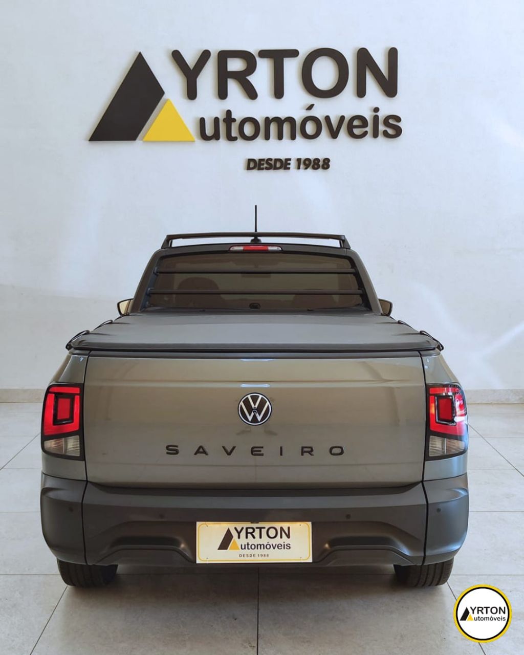 Volkswagen Saveiro 1.6 16v Flex Msi Trendline Cabine Simples Cinza 2025 - Ayrton Automóveis