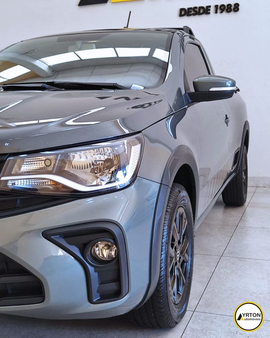 Volkswagen Saveiro 1.6 16v Flex Msi Trendline Cabine Simples Cinza 2025 - Ayrton Automóveis