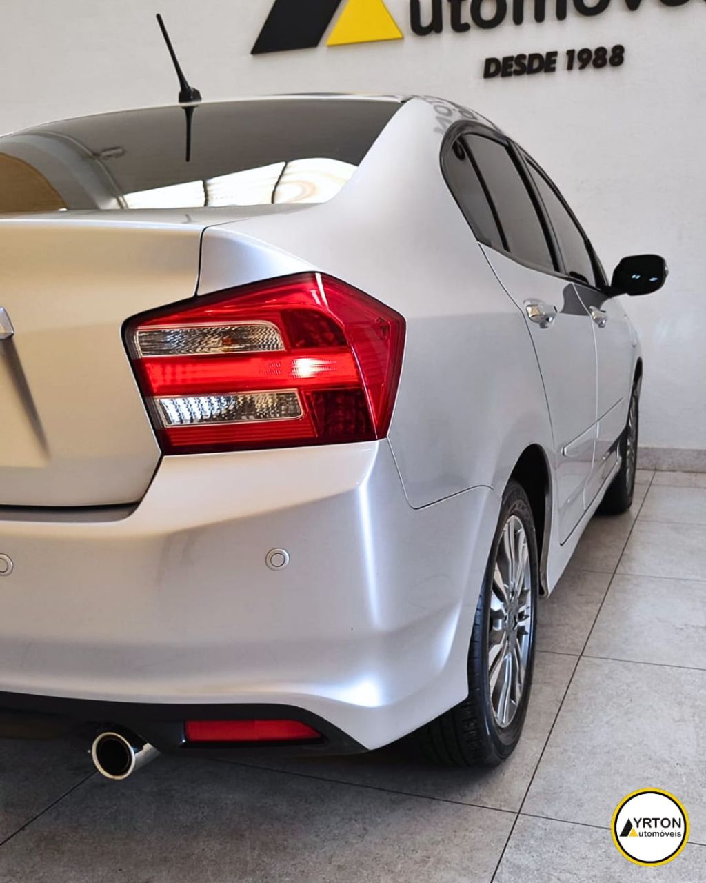 Honda City Sedan 1.5 16v 4p Ex Flex Automático Prata 2014 - Ayrton Automóveis