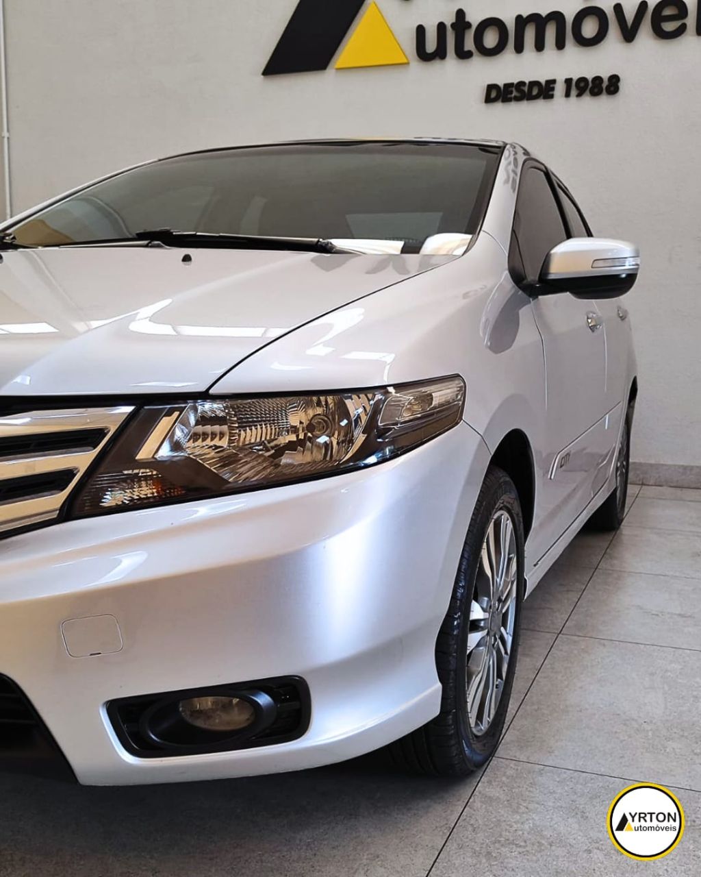 Honda City Sedan 1.5 16v 4p Ex Flex Automático Prata 2014 - Ayrton Automóveis