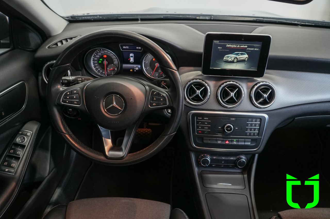 Mercedes-benz GLA 200 1.6 16V 4P CGI STYLE TURBO AUTOMÁTICO 2017 Cinza - foto 16