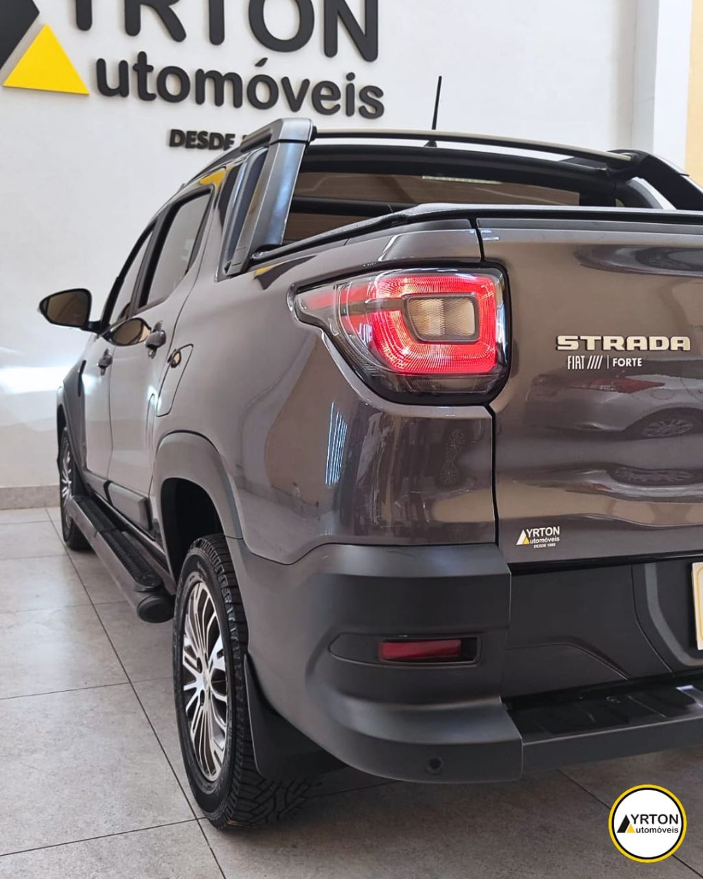 Fiat Strada 1.3 Firefly Flex Ranch Cabine Dupla Automático Cvt Cinza 2022 - Ayrton Automóveis