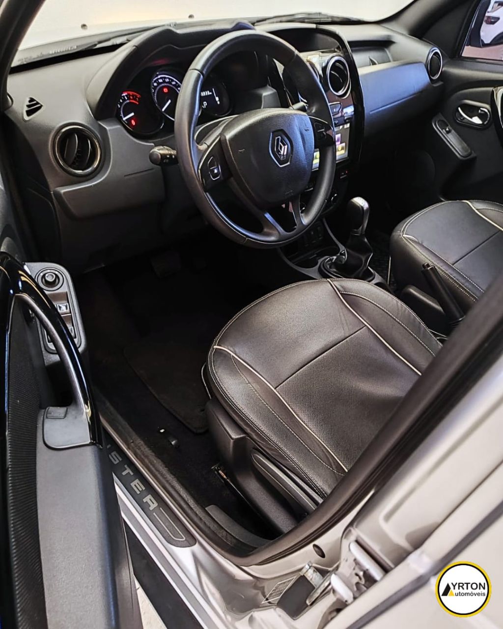 Renault Oroch 2.0 16v 4p Flex Dynamique Automático Prata 2020 - Ayrton Automóveis