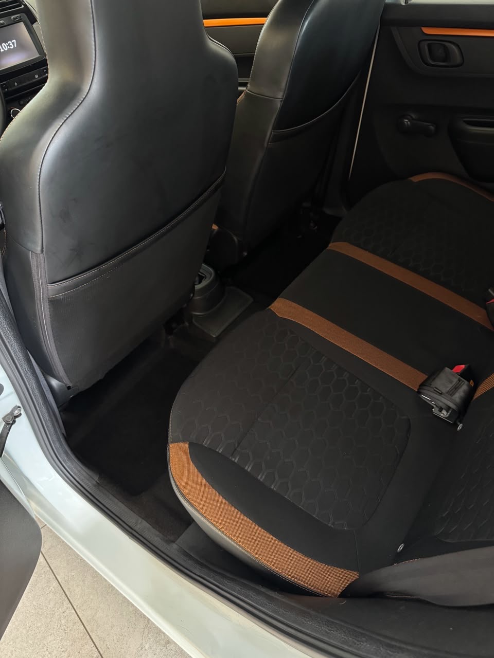 Renault Kwid 1.0 12v 4p Sce Flex Outsider Branco 2020 - Ayrton Automóveis