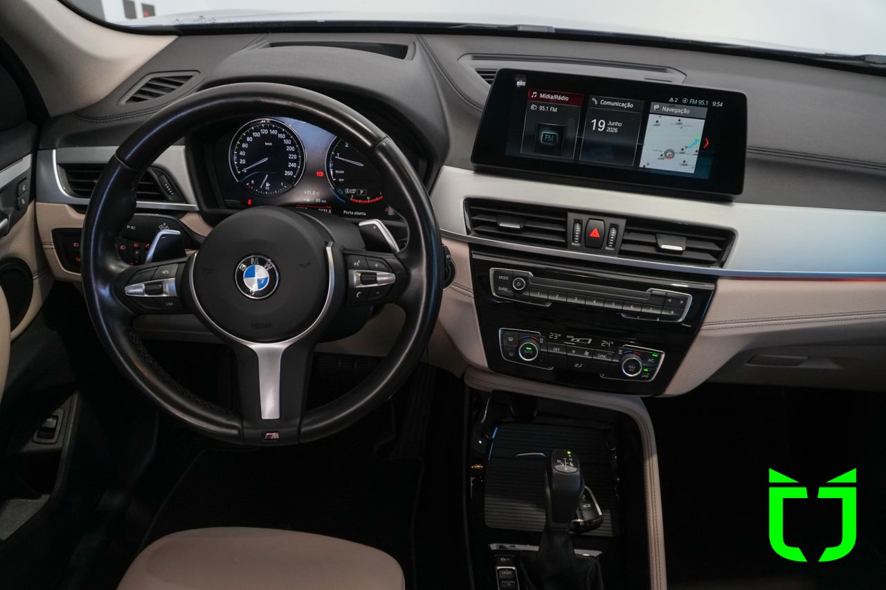 Bmw X1 2.0 16V 4P S DRIVE 20I X-LINE AUTOMÁTICO 2022 Preto - foto 17