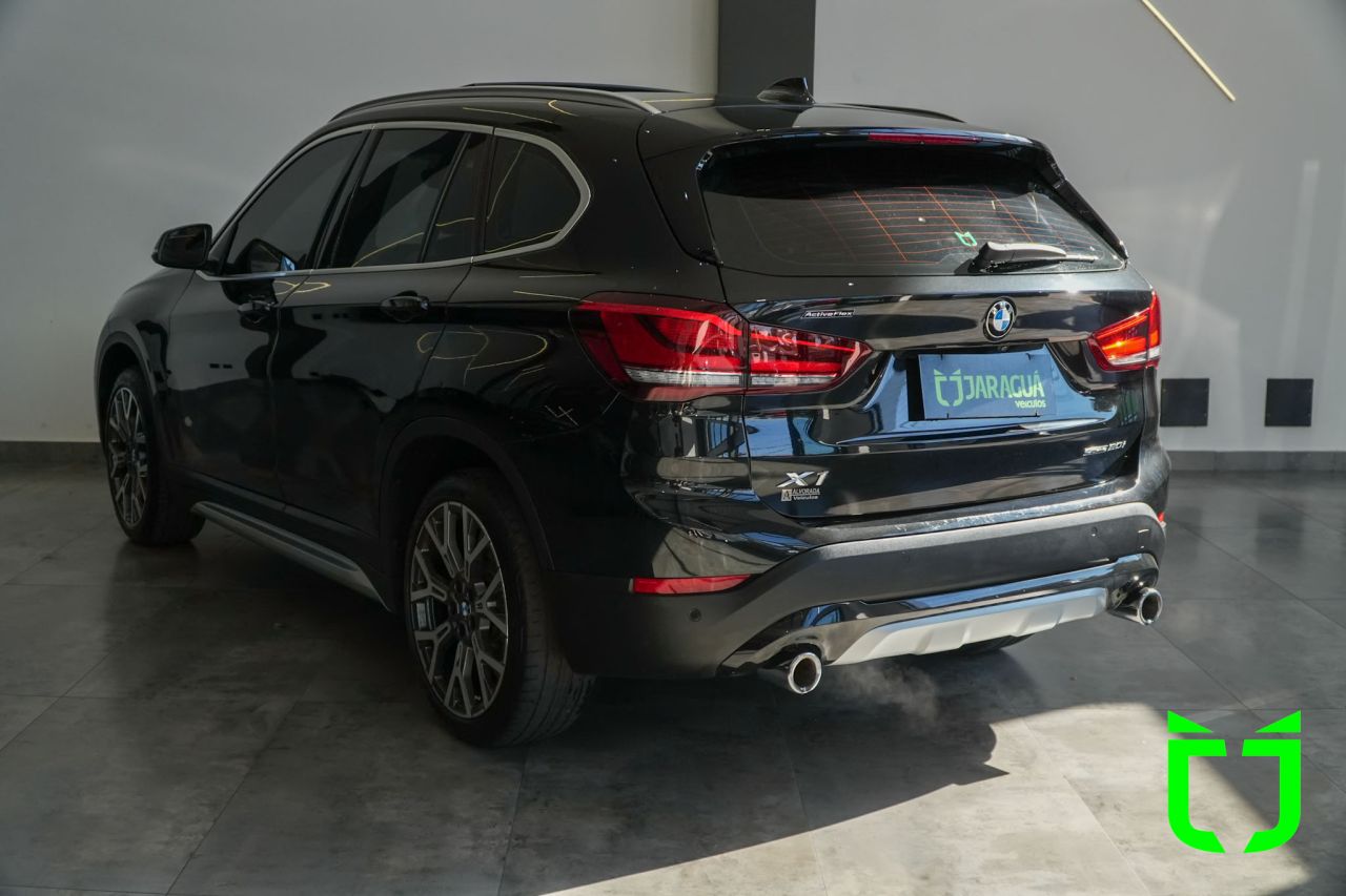 Bmw X1 2.0 16V 4P S DRIVE 20I X-LINE AUTOMÁTICO 2022 Preto - foto 4