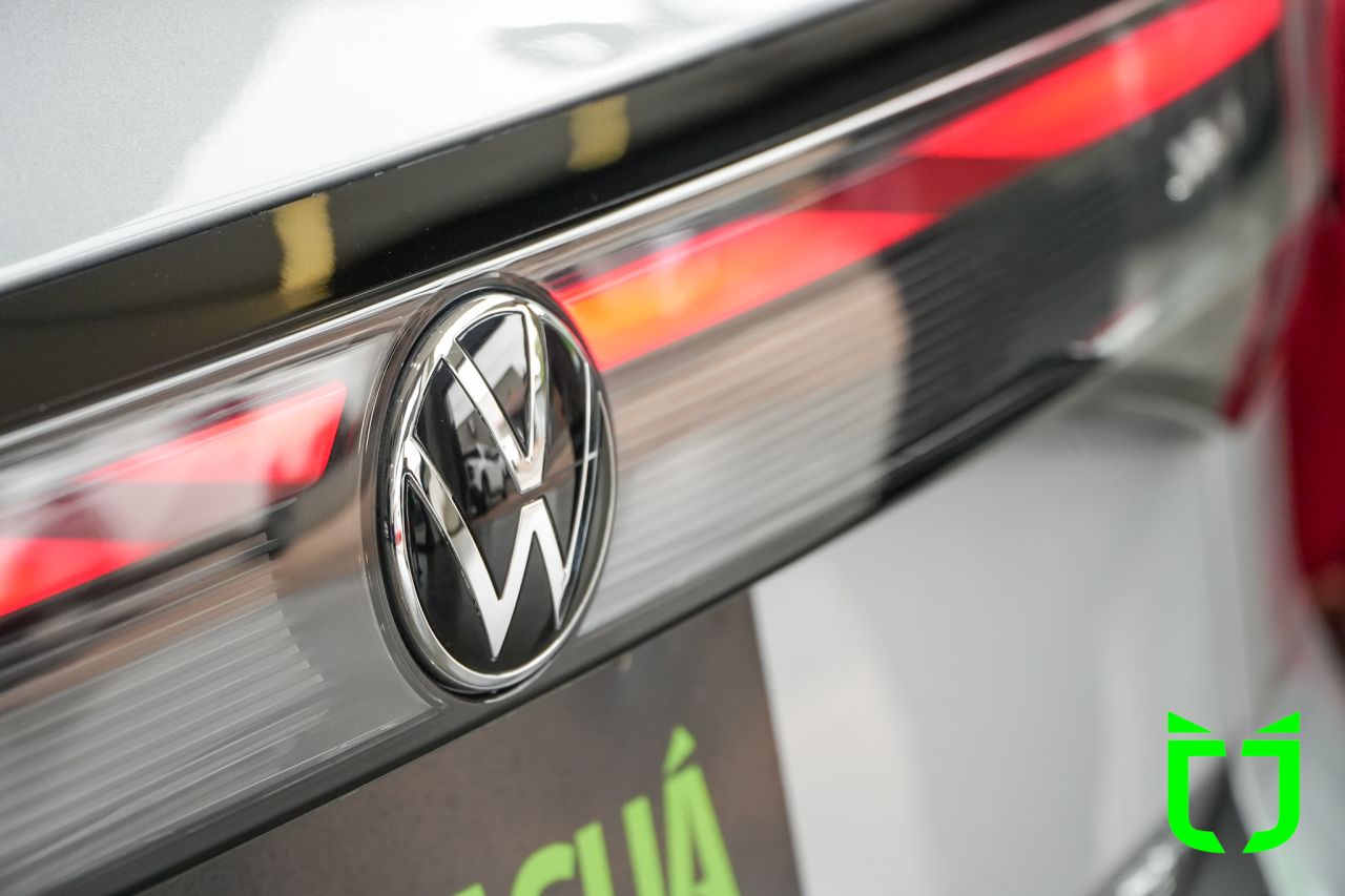 Volkswagen T-Cross 1.4 4P 250 TSI FLEX HIGHLINE AUTOMÁTICO 2025 Prata - foto 29