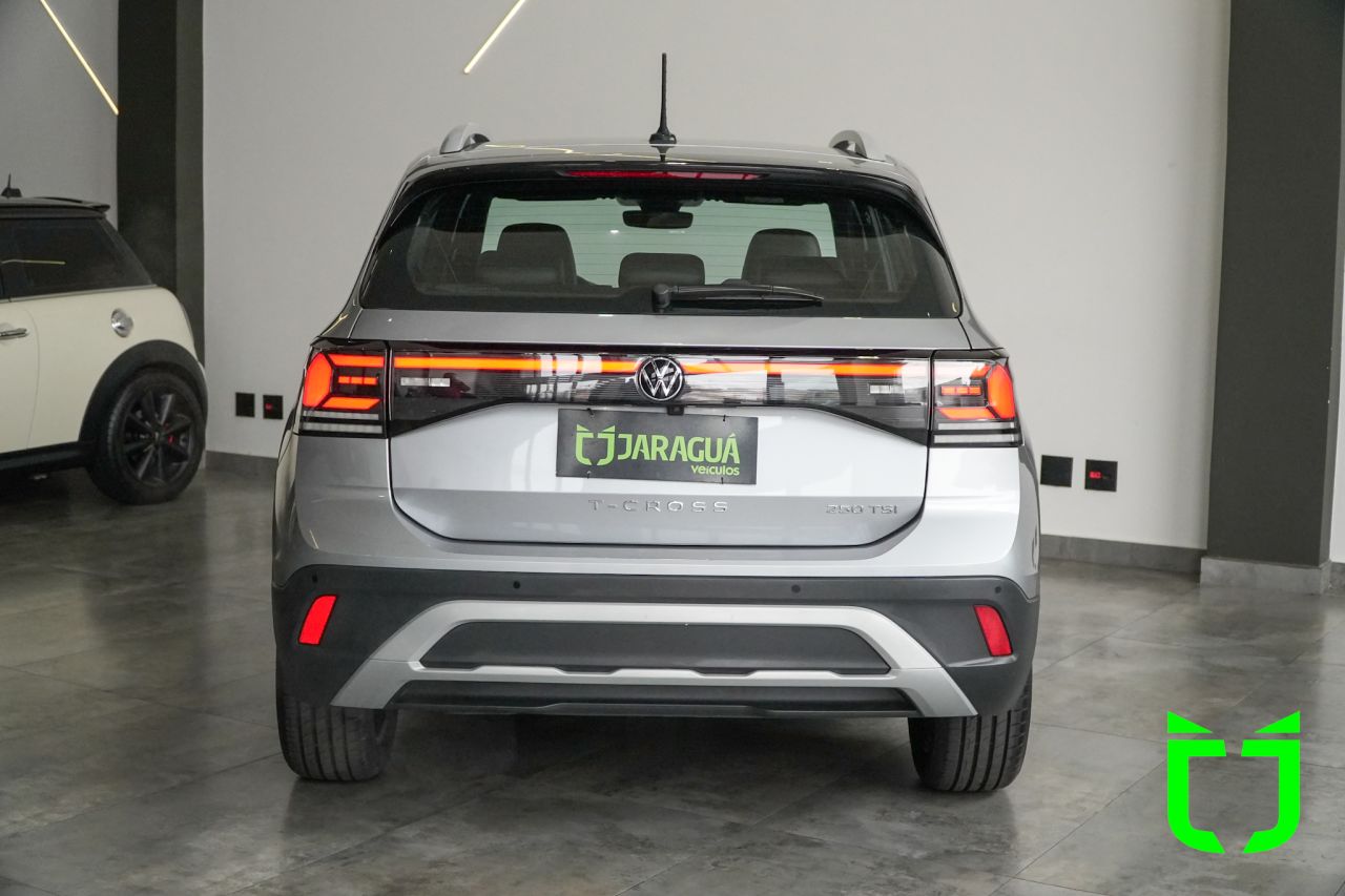 Volkswagen T-Cross 1.4 4P 250 TSI FLEX HIGHLINE AUTOMÁTICO 2025 Prata - foto 5