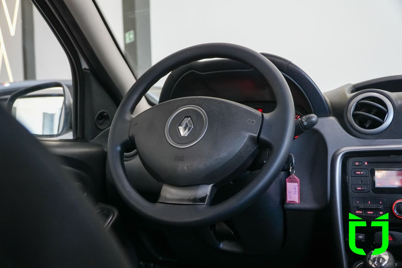Renault Duster 1.6 16V 4P FLEX EXPRESSION 2015 Branco - foto 17