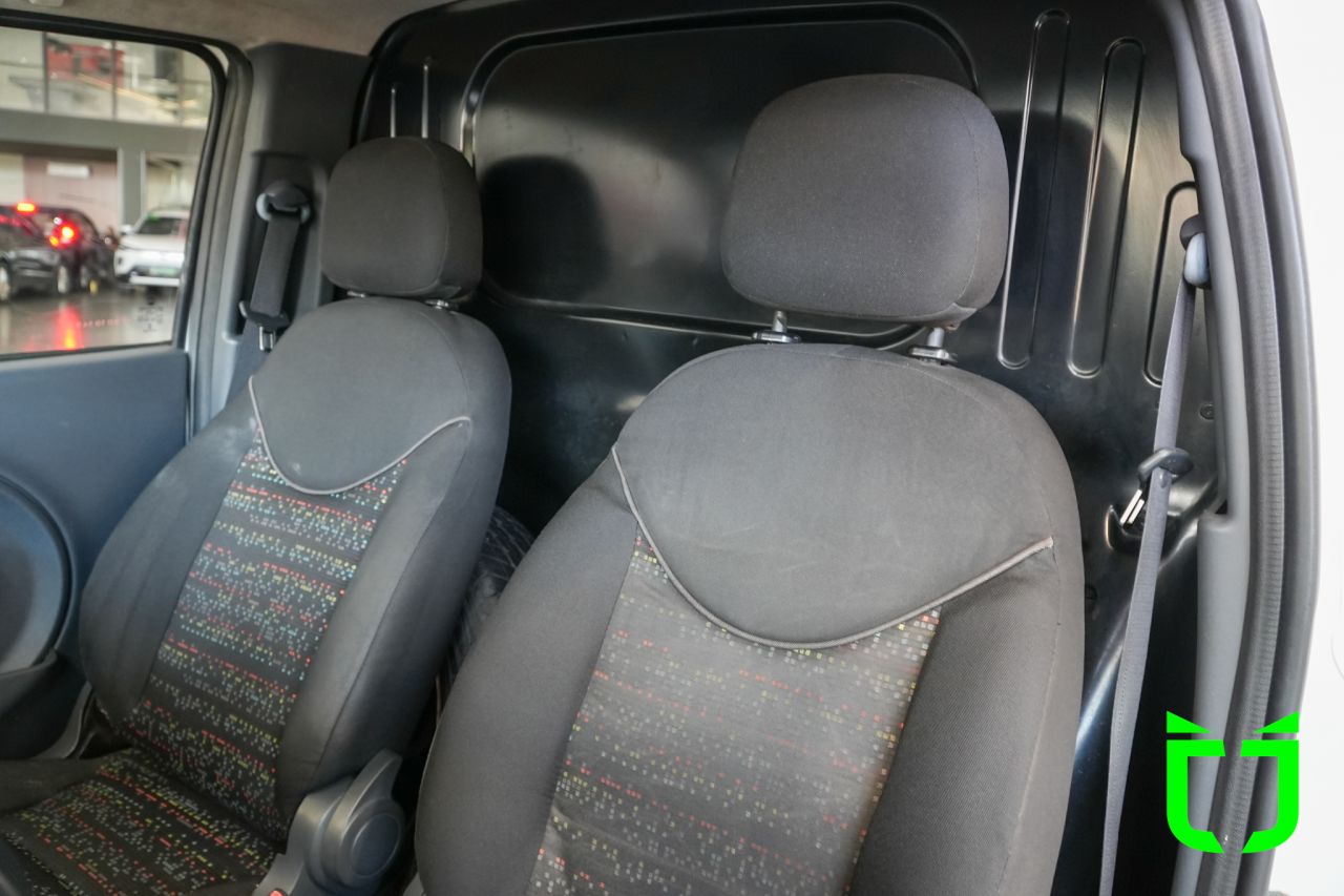 Fiat Fiorino Furgão 1.4 FLEX 2015 Branco - foto 14