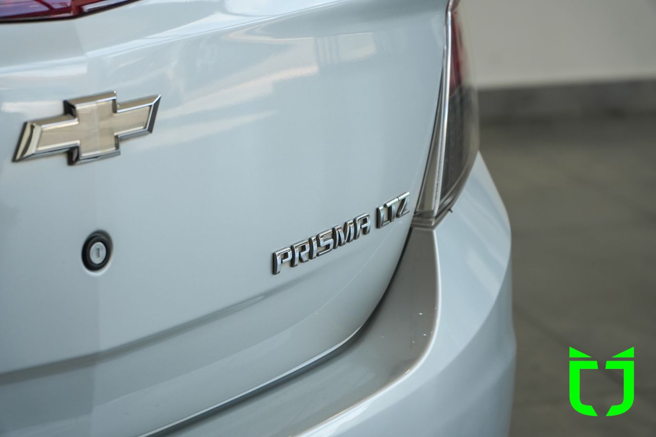 Chevrolet Prisma 1.4 4P LTZ  AUTOMÁTICO 2016 Prata - foto 7
