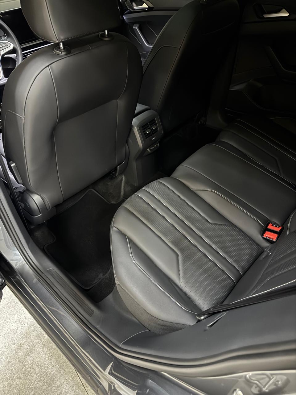 Volkswagen T-cross 1.4 4p 250 Tsi Flex Highline Automático Cinza 2026 - Ayrton Automóveis