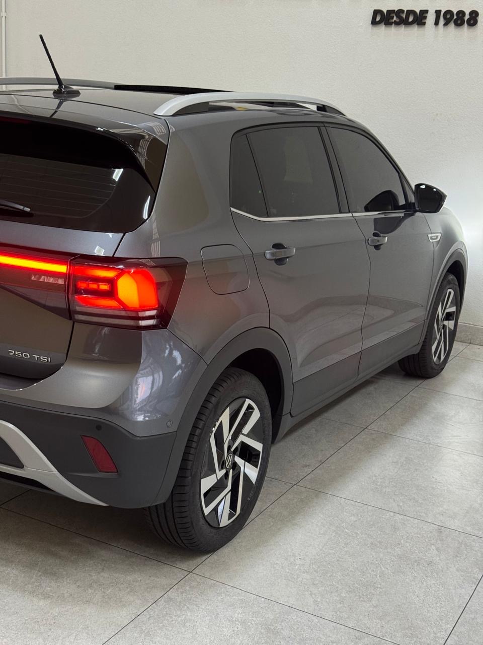Volkswagen T-cross 1.4 4p 250 Tsi Flex Highline Automático Cinza 2026 - Ayrton Automóveis