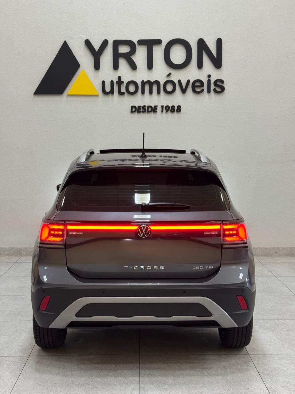 Volkswagen T-cross 1.4 4p 250 Tsi Flex Highline Automático Cinza 2026 - Ayrton Automóveis