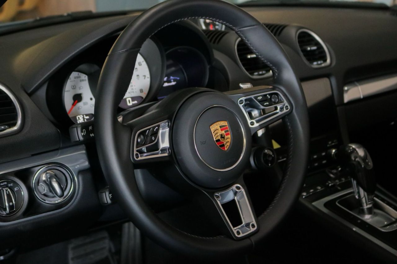 Porsche 718 2.0 16V H4 BOXSTER AUTOMÁTICO PDK 2024 Cinza - foto 9