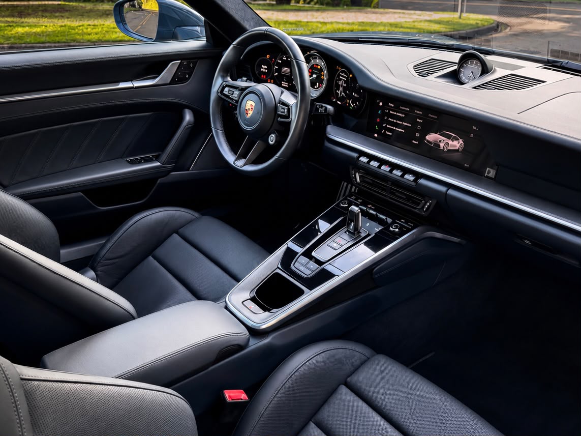 Porsche 911 3.8 24V 6 CILINDROS TURBO AUTOMÁTICO 2024 Cinza - foto 11