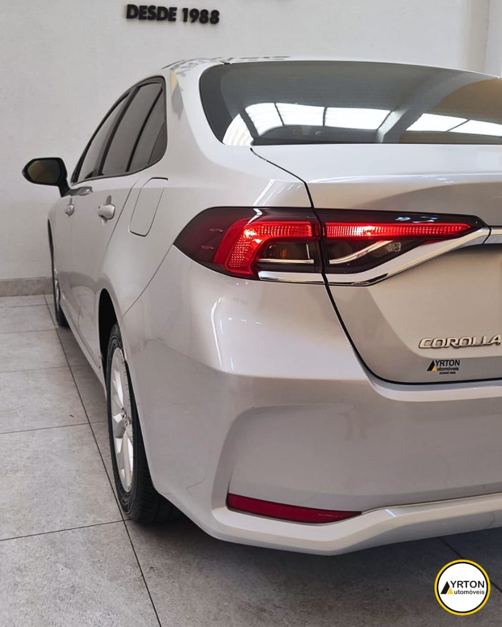 Toyota Corolla 2.0 16v 4p Flex Gli Direct Shift Automático Cvt Prata 2021 - Ayrton Automóveis
