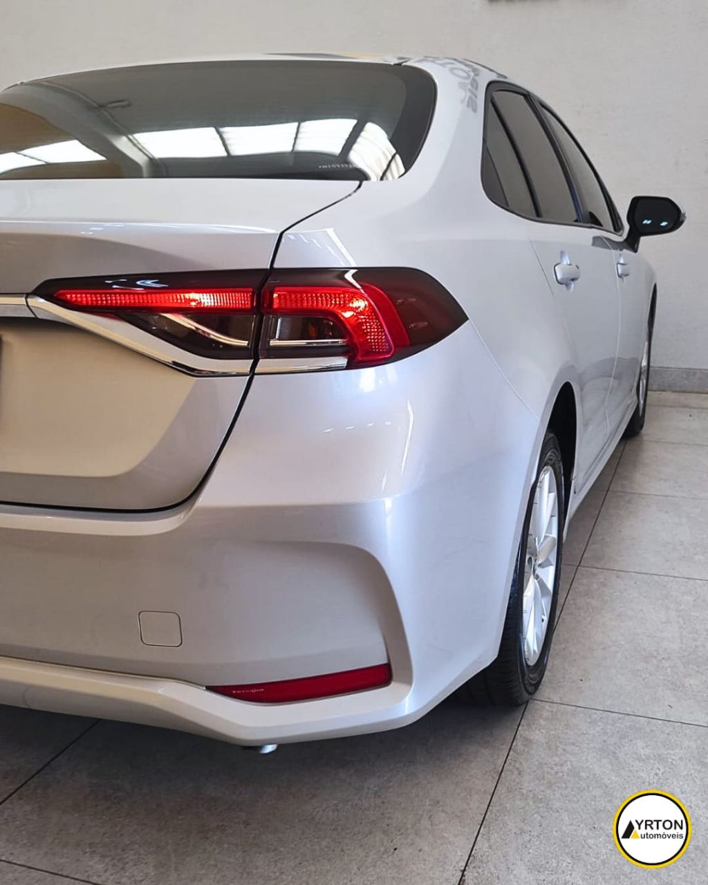 Toyota Corolla 2.0 16v 4p Flex Gli Direct Shift Automático Cvt Prata 2021 - Ayrton Automóveis
