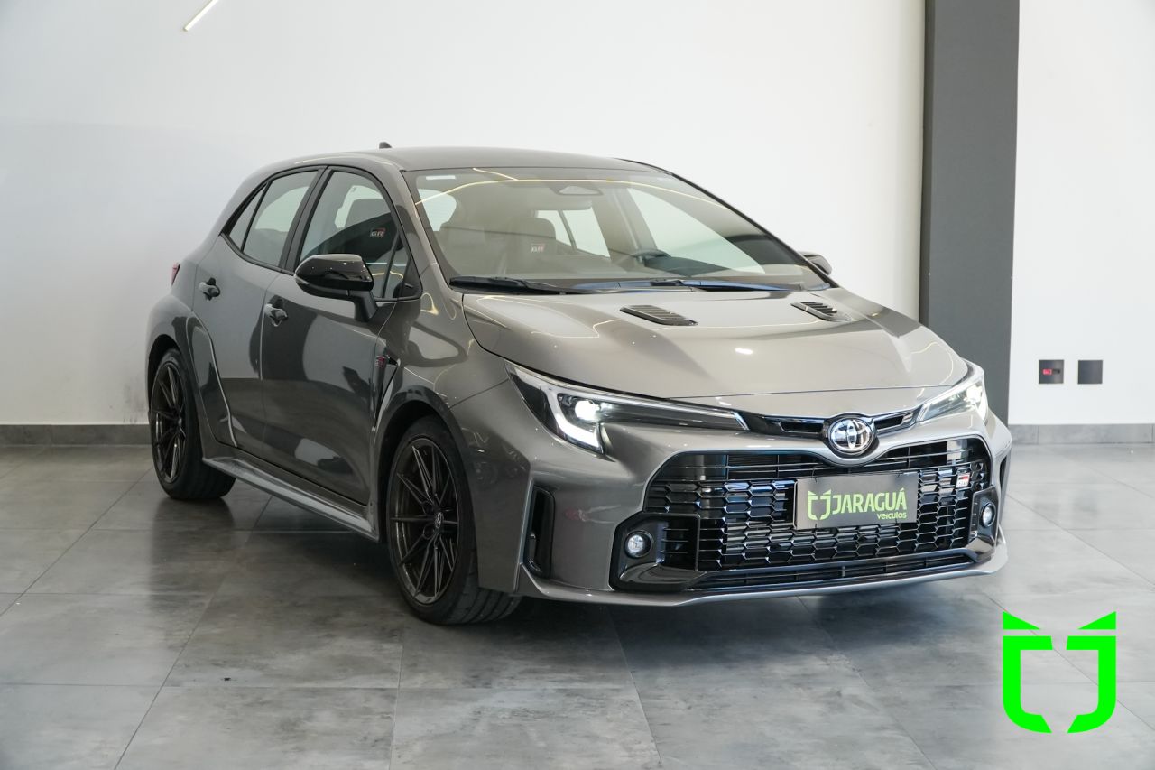 Toyota GR Corolla 1.6 16V 4P TURBO CIRCUIT GR-FOUR 2024 Cinza - foto 2