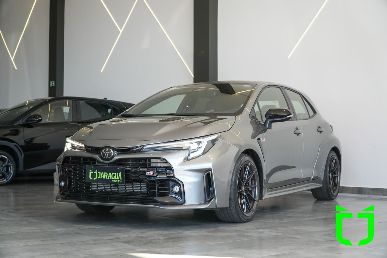 Toyota GR Corolla 1.6 16V 4P TURBO CIRCUIT GR-FOUR 2024 Cinza - foto 4