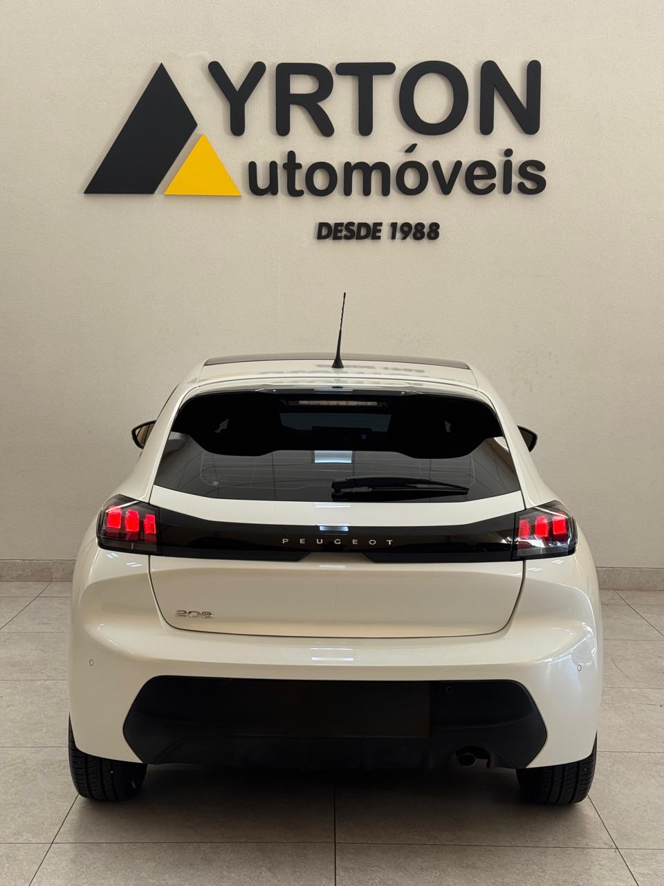 Peugeot 208 1.0 4p Flex Firefly Style Branco Perola 2024 - Ayrton Automóveis