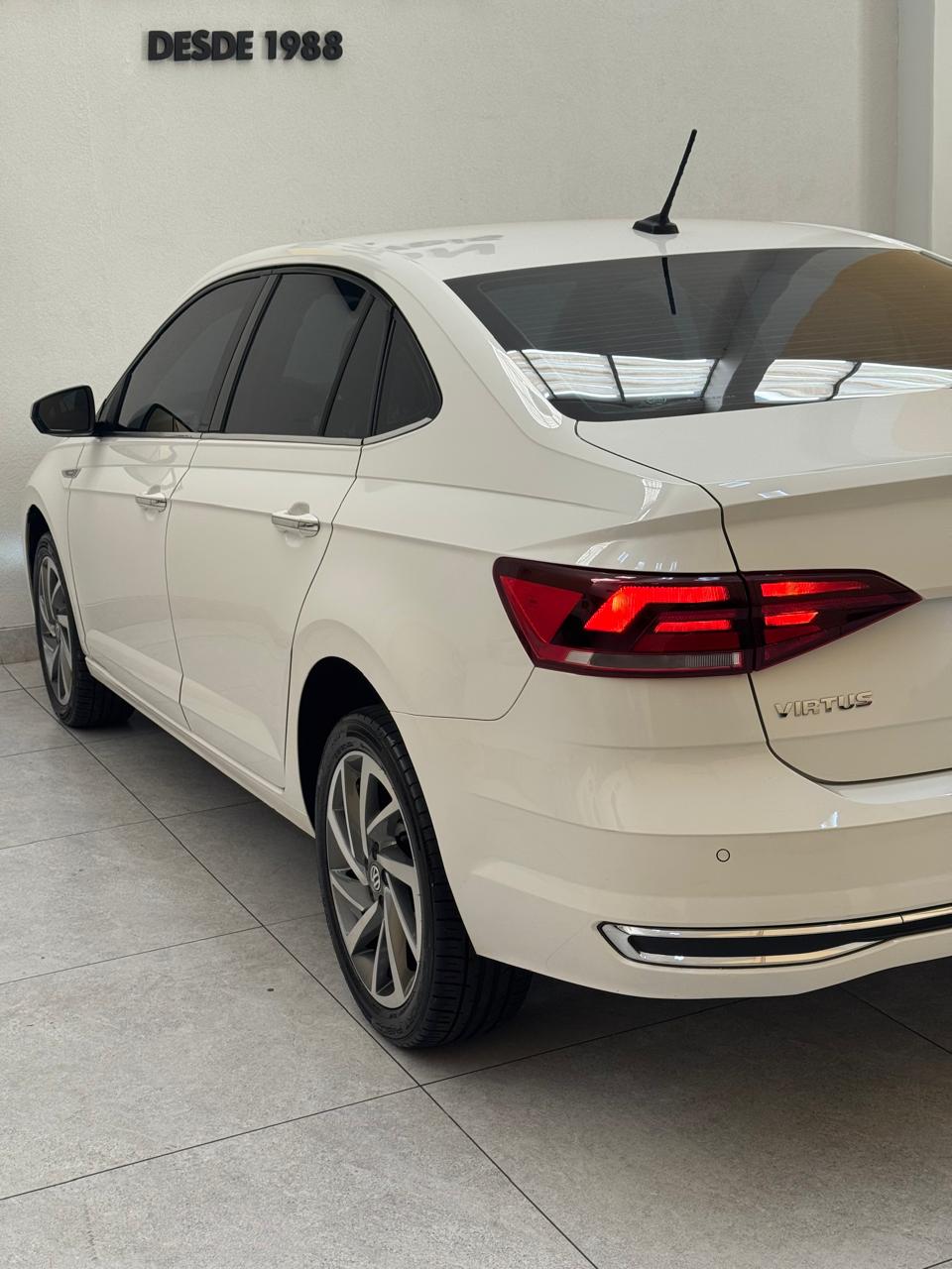 Volkswagen Virtus 1.0 4p 200 Tsi Flex Highline Automático Branco 2020 - Ayrton Automóveis