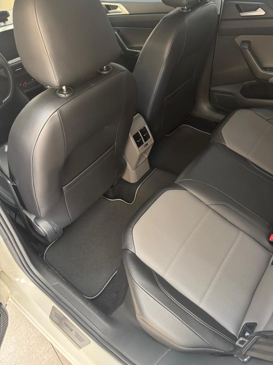 Volkswagen Virtus 1.0 4p 200 Tsi Flex Highline Automático Branco 2020 - Ayrton Automóveis
