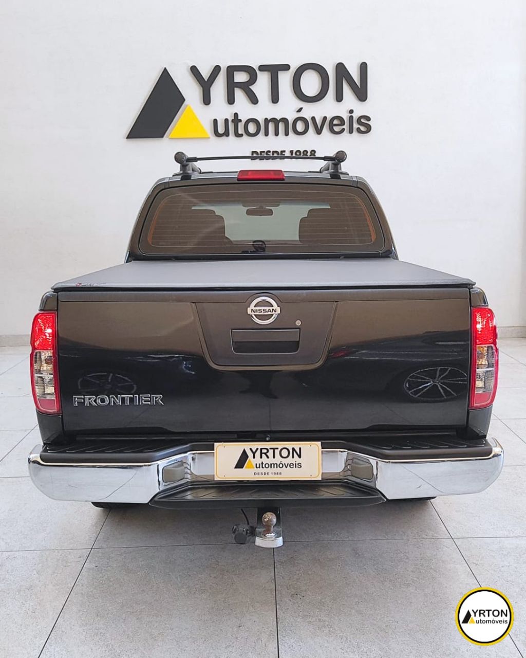 Nissan Frontier 2.5 16v 4x4 Sv Attack Turbo Diesel Cabine Dupla Preto 2014 - Ayrton Automóveis