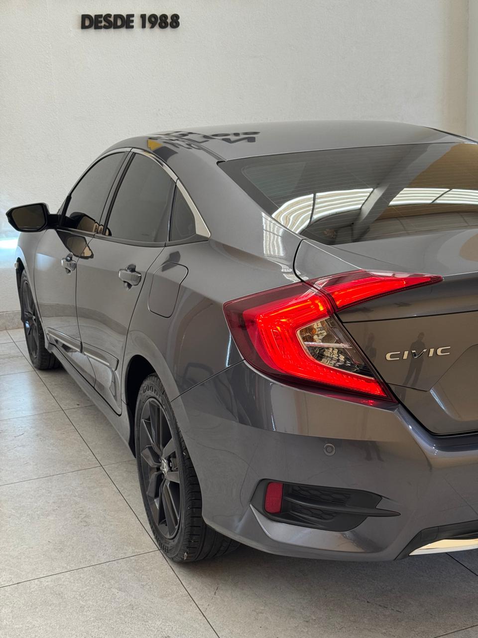 Honda Civic 2.0 16v 4p Exl Flex  Automático Cvt Cinza 2021 - Ayrton Automóveis