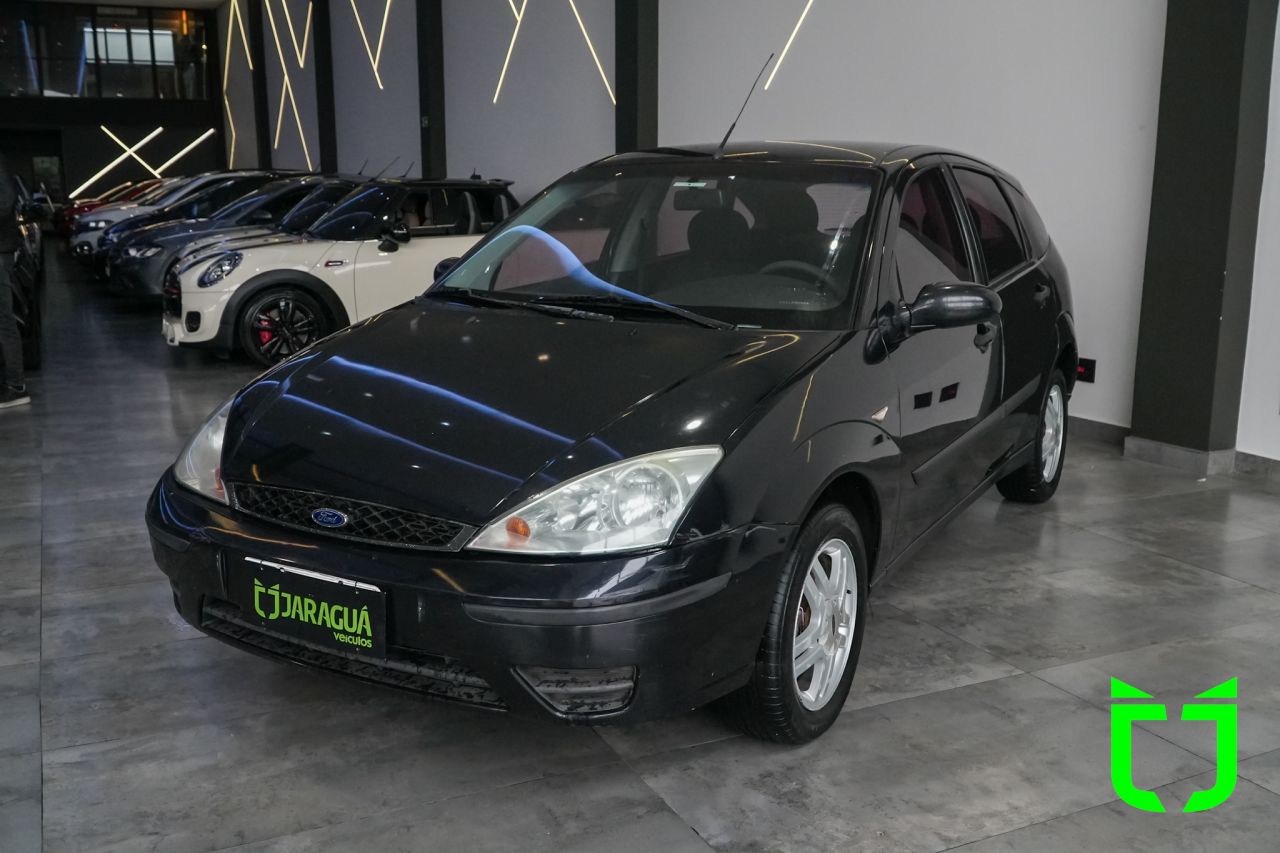 Ford Focus Hatch 2.0 16V 4P GHIA AUTOMÁTICO 2008 Preto - foto 3