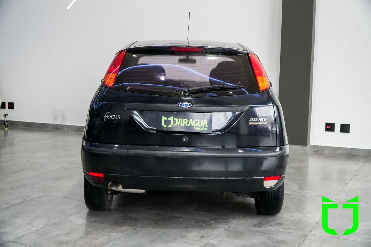 Ford Focus Hatch 2.0 16V 4P GHIA AUTOMÁTICO 2008 Preto - foto 5