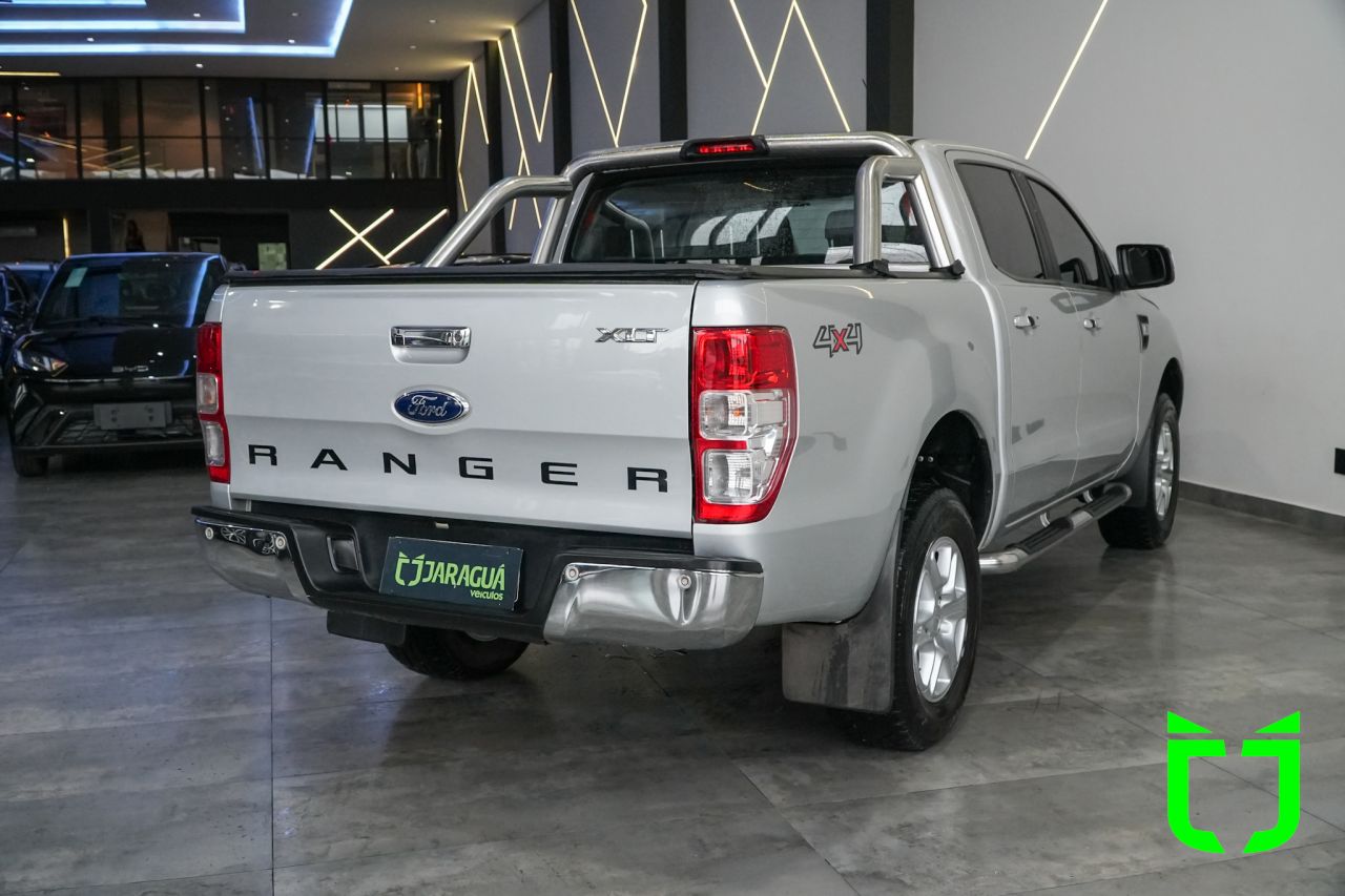 Ford Ranger 3.2 20V XLT 4X4 CABINE DUPLA TURBO DIESEL 2015 Prata - foto 6