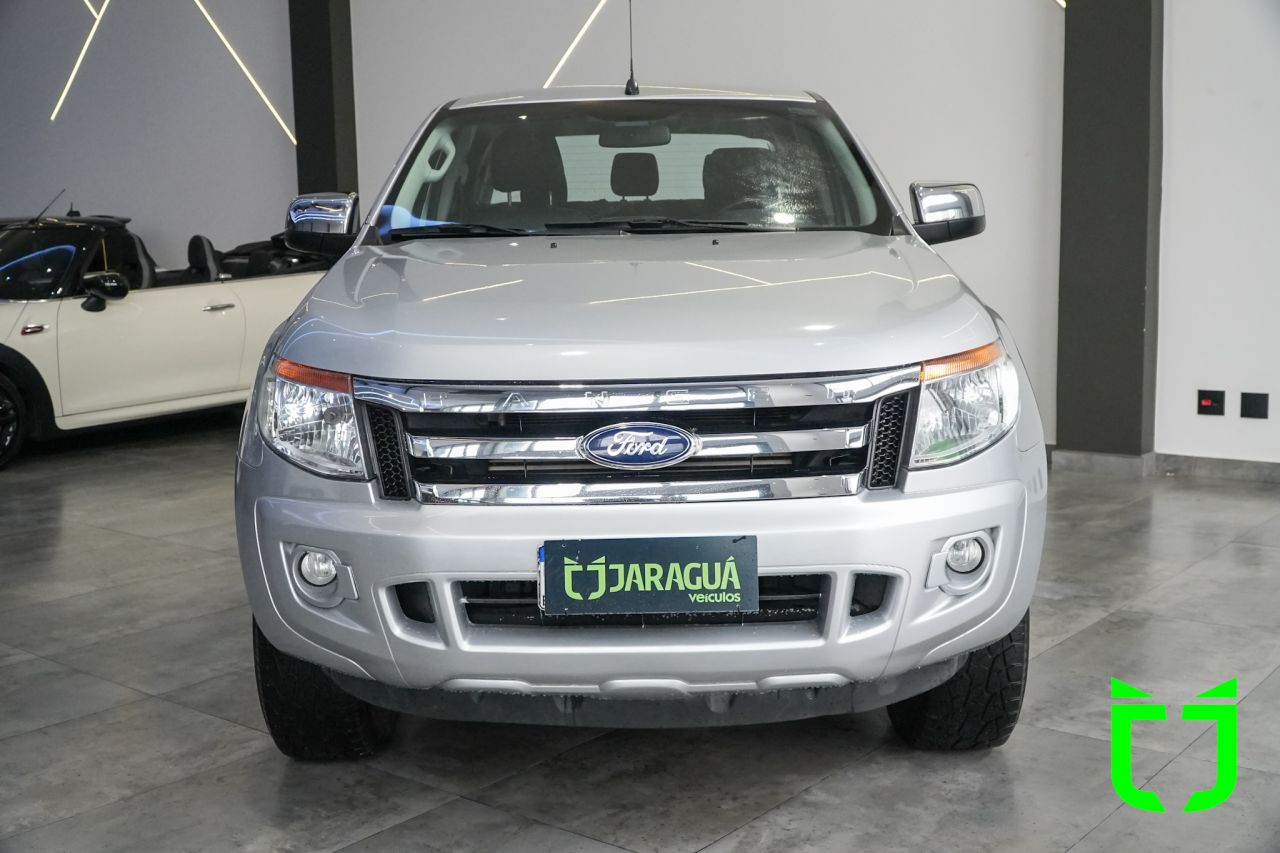 Ford Ranger 3.2 20V XLT 4X4 CABINE DUPLA TURBO DIESEL 2015 Prata - foto 2