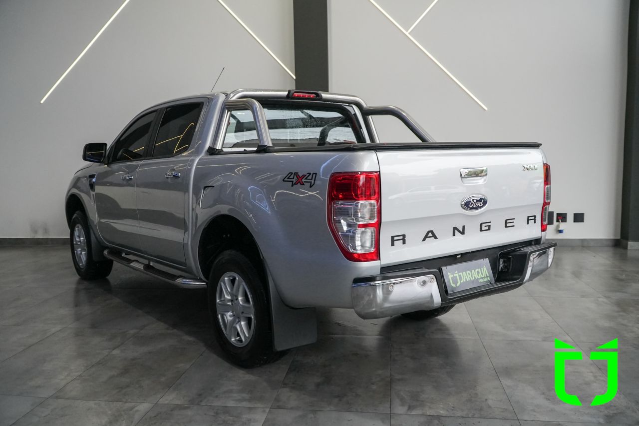 Ford Ranger 3.2 20V XLT 4X4 CABINE DUPLA TURBO DIESEL 2015 Prata - foto 4