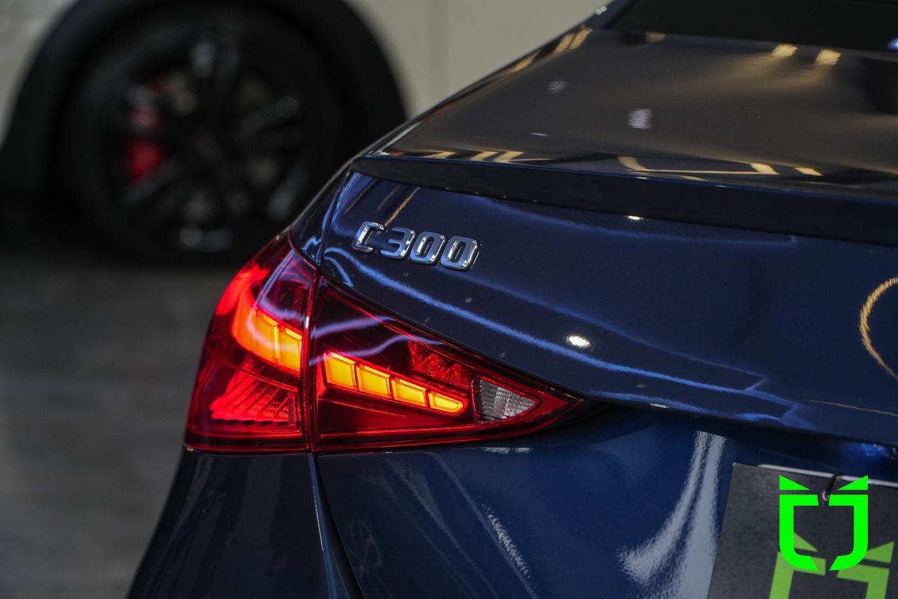 Mercedes-benz C 300 2.0 16V 4P EQ BOOST TURBO HÍBRIDO AMG LINE 9G-TRONIC AUTOMÁTICO 2024 Azul - foto 28