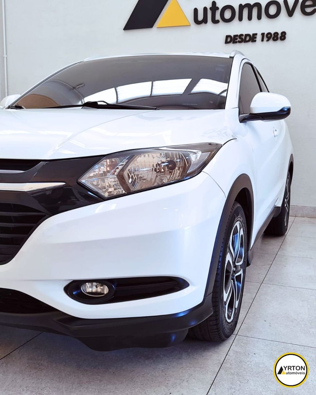 Honda Hr-v 1.8 16v 4p Ex Flex Automático Cvt Branco Perola 2017 - Ayrton Automóveis