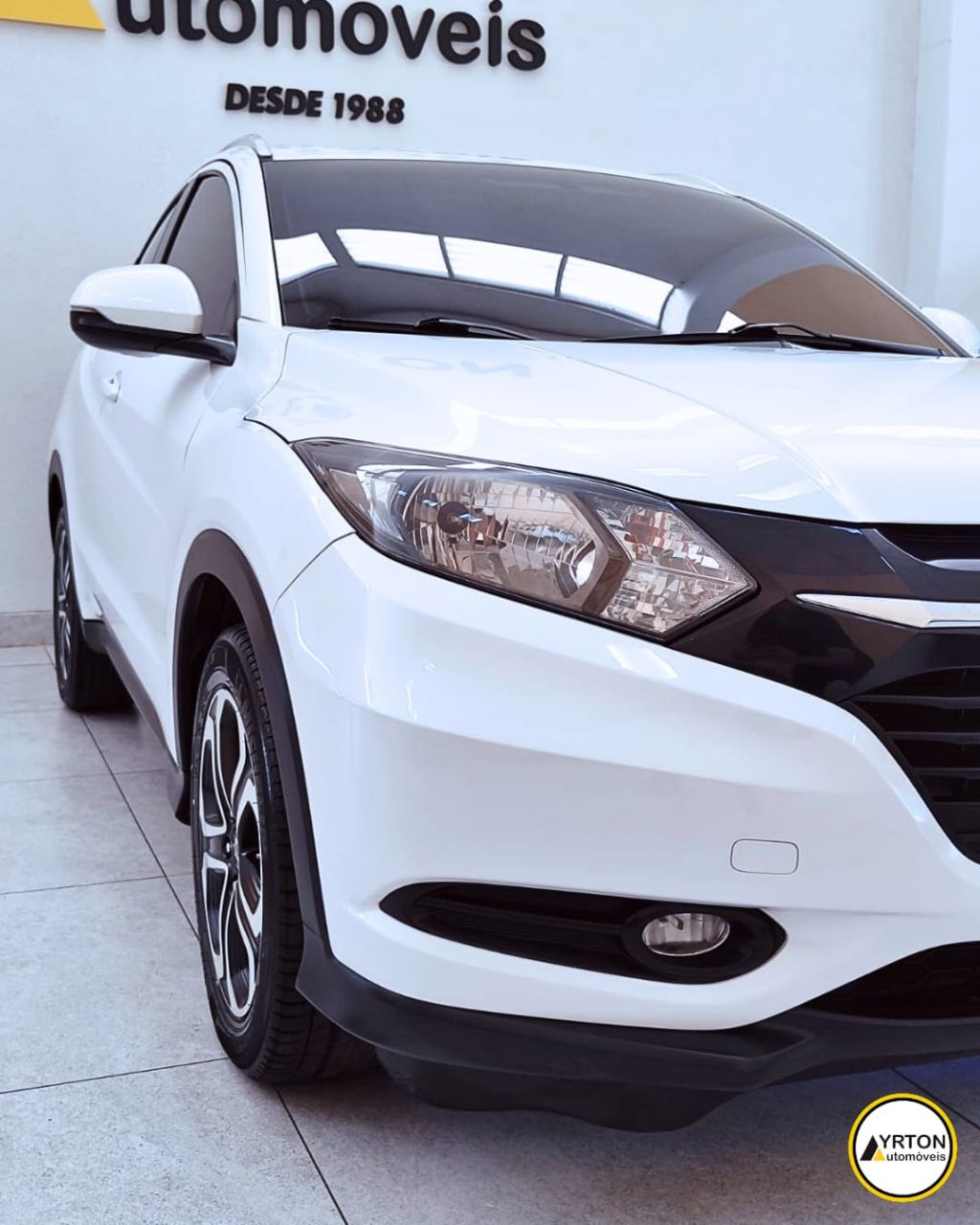 Honda Hr-v 1.8 16v 4p Ex Flex Automático Cvt Branco Perola 2017 - Ayrton Automóveis