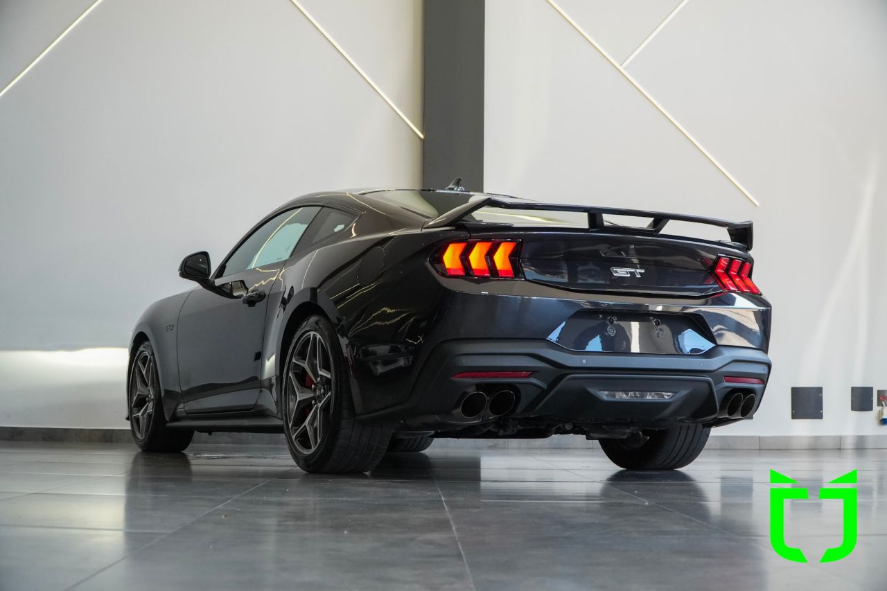 Ford Mustang 5.0 V8 32V GT COUPÉ AUTOMÁTICO 2024 Cinza - foto 28