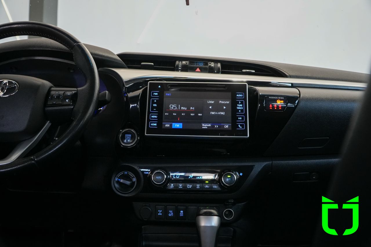 Toyota Hilux Caminhonete 2.8 16V SRV 4X4 DIESEL CABINE DUPLA AUTOMÁTICO 2019 Cinza - foto 16
