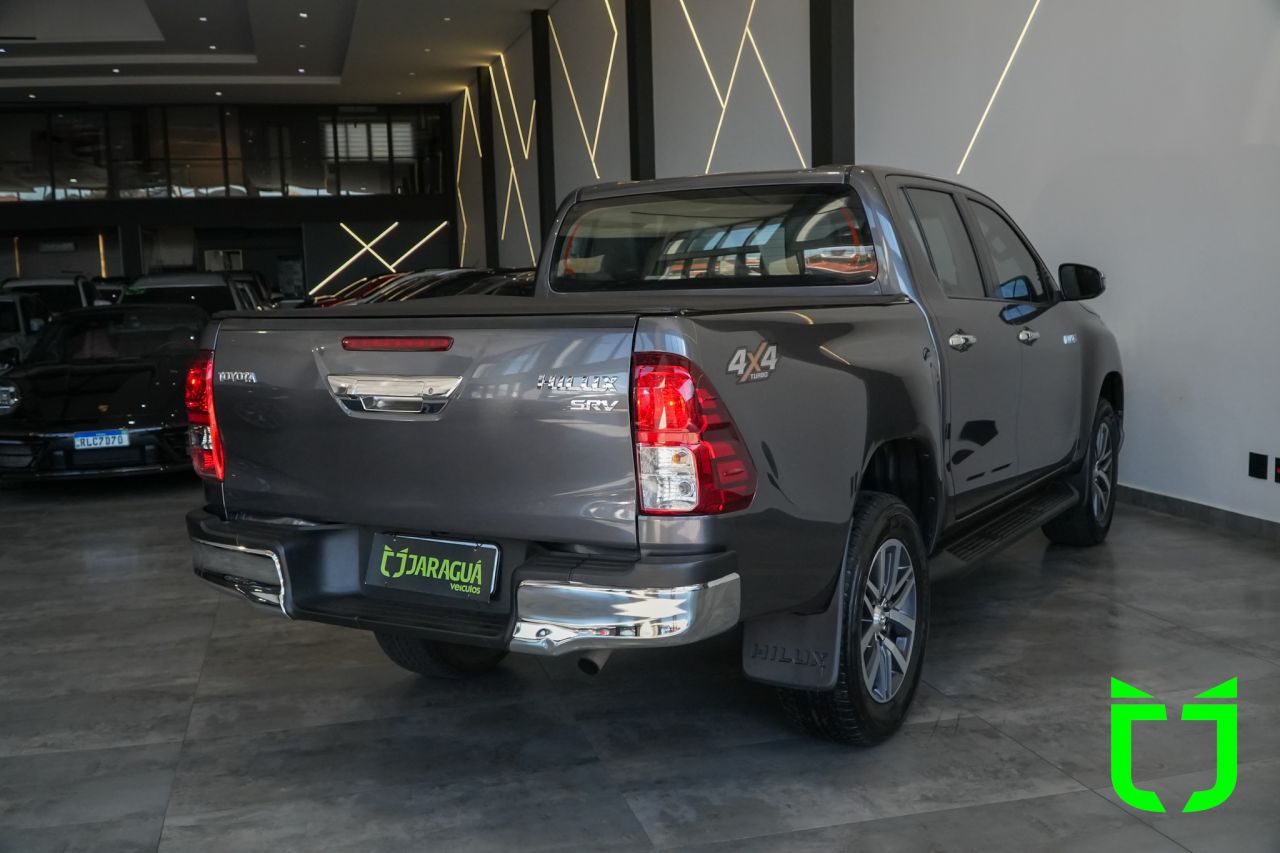 Toyota Hilux Caminhonete 2.8 16V SRV 4X4 DIESEL CABINE DUPLA AUTOMÁTICO 2019 Cinza - foto 6