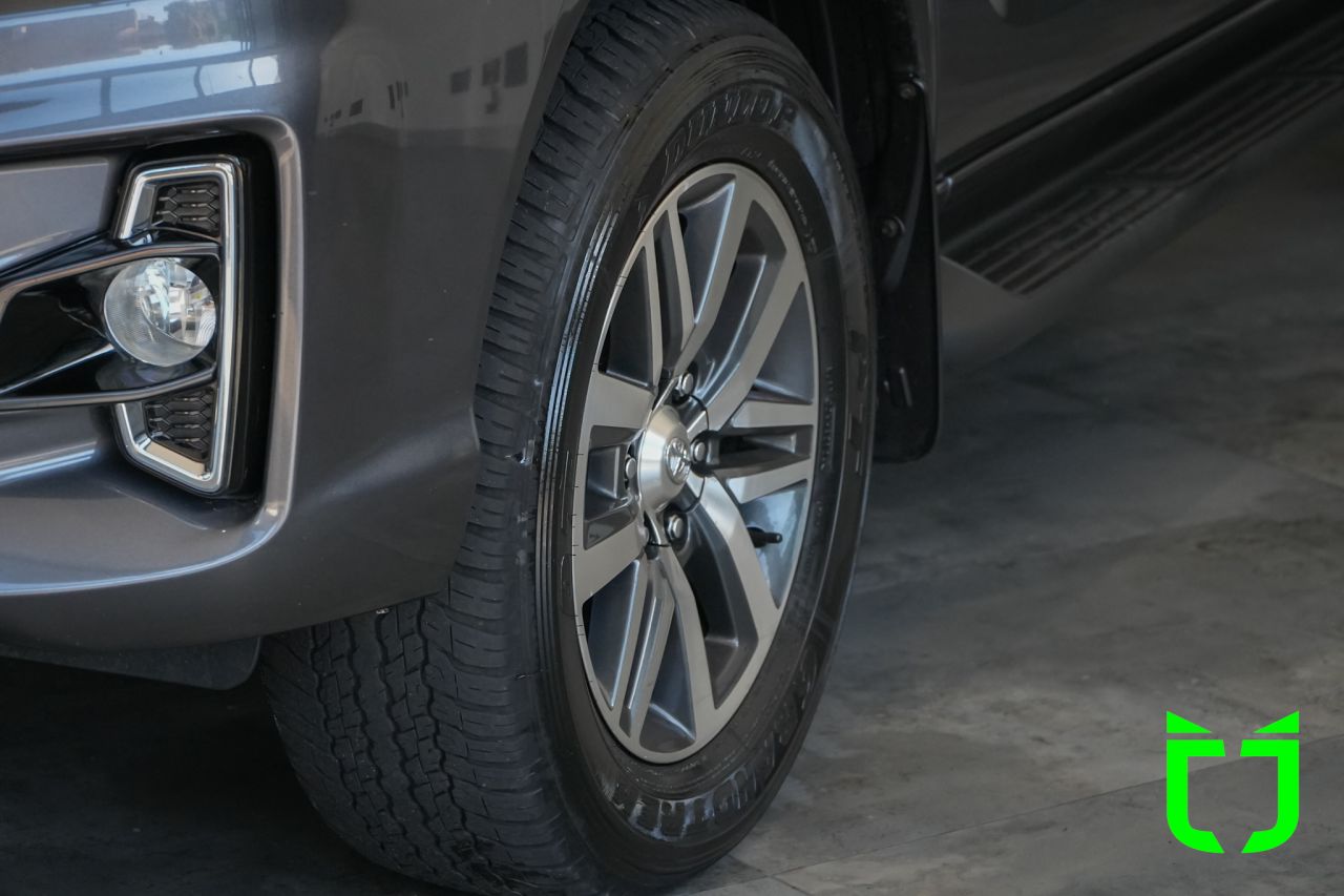 Toyota Hilux Caminhonete 2.8 16V SRV 4X4 DIESEL CABINE DUPLA AUTOMÁTICO 2019 Cinza - foto 23