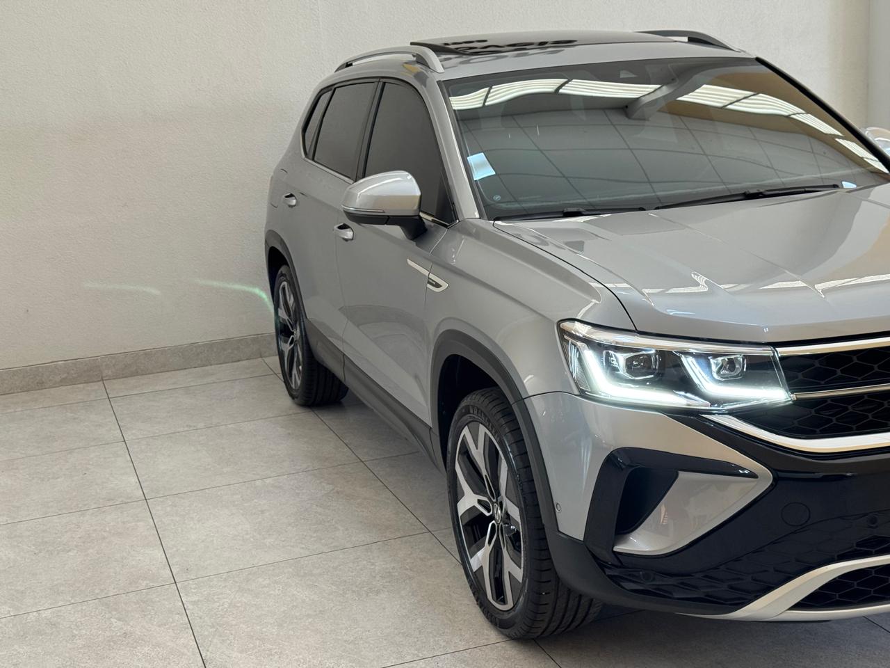 Volkswagen Taos 1.4 16v 4p Flex 250 Tsi Highline Automático Prata 2024 - Ayrton Automóveis
