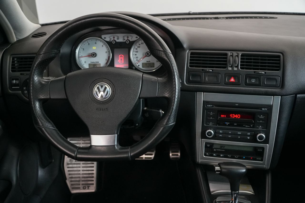 Volkswagen Golf 2.0 4P FLEX SPORTLINE 2014 Preto - foto 15