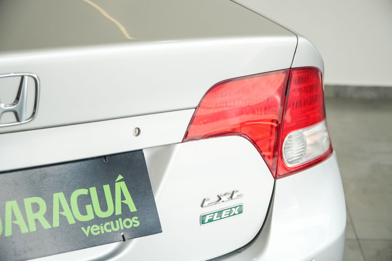 Honda Civic 1.8 16V 4P FLEX LXL AUTOMÁTICO 2011 Prata - foto 8
